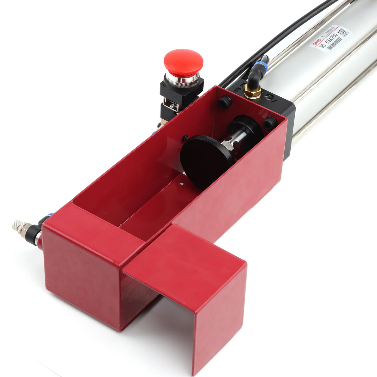 Aluminum Can Crusher Heavy Duty 12 Oz. and 16 Oz. Red V739240