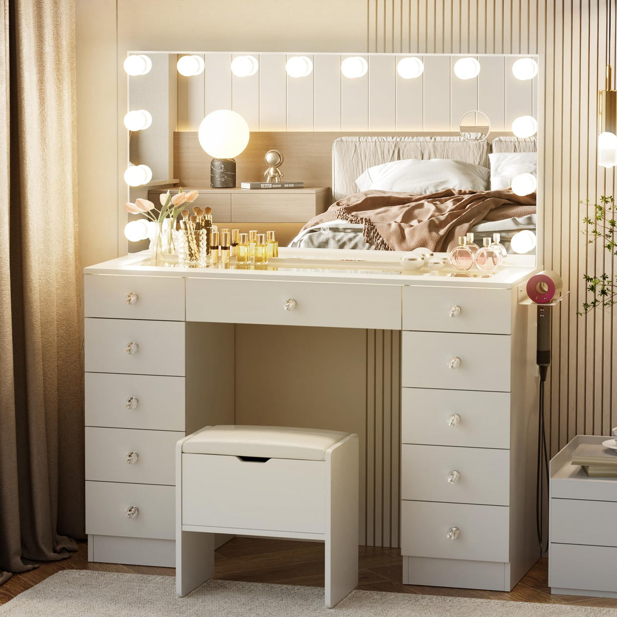Vanity with Lighted Mirror I6772