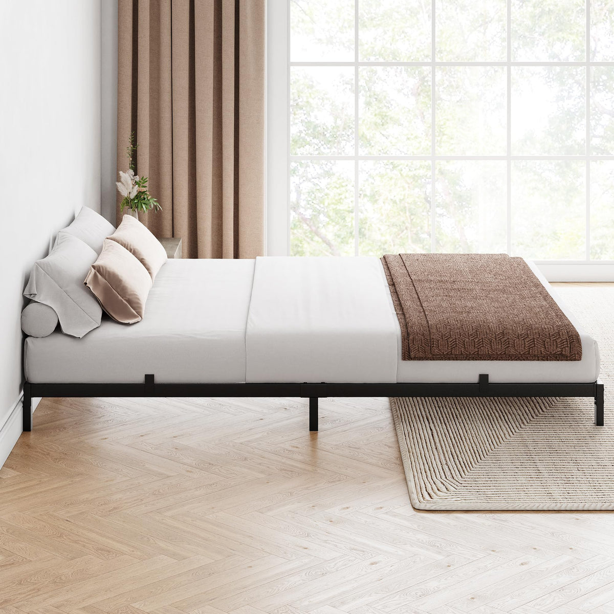 Black Metal Platform Bed Frame J778407