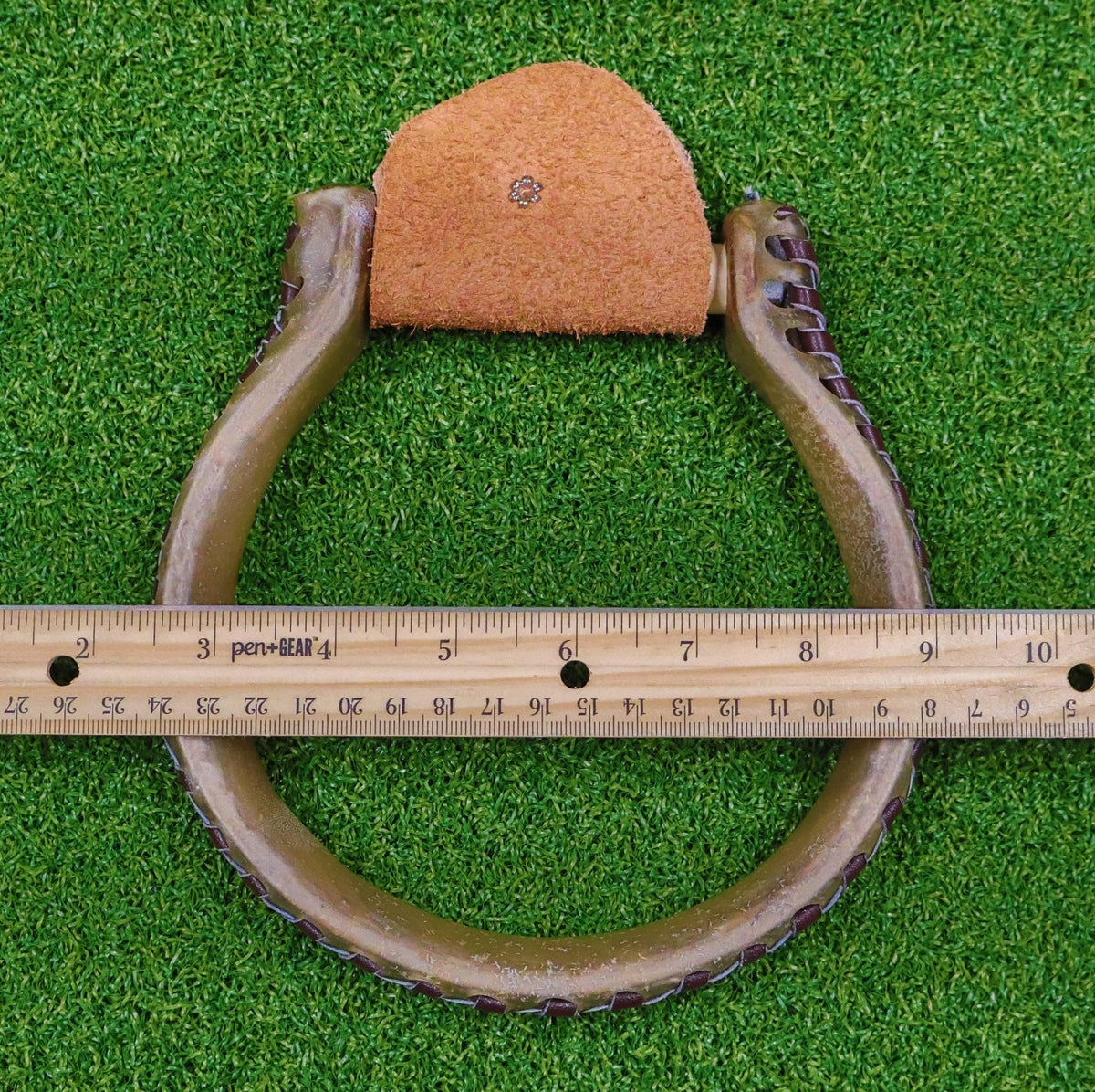 Oxbow Round Metal Western Stirrups R438693