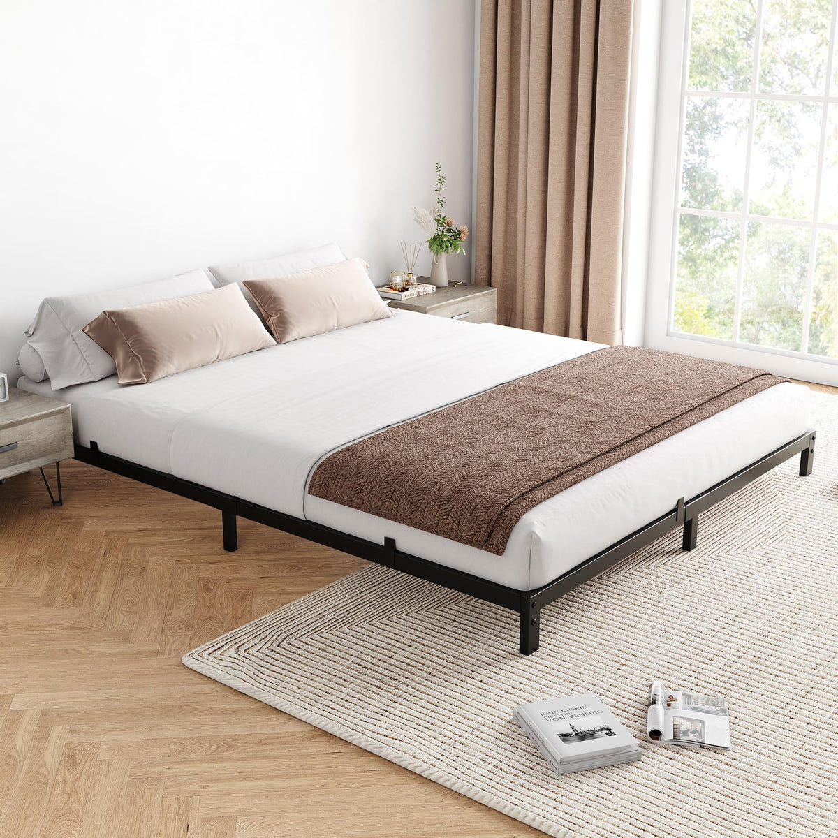 Black Metal Platform Bed Frame J778407